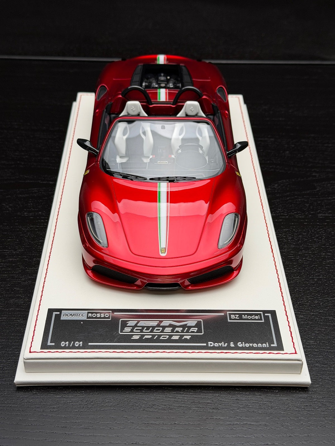 Ferrari 16M Scuderia Spider NOVITEC (Candy Red) [Davis & Giovanni] 1:18 scale
