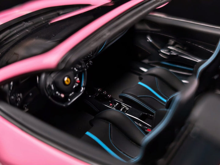 Ferrari 488 Pista Spider NOVITEC (Pink) [Davis & Giovanni] 1:18 scale