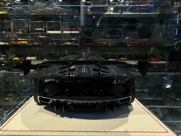 Lamborghini Aventador SVJ LBWK (Gloss Carbon Fibre)[Davis & Giovanni] 1/18 scale