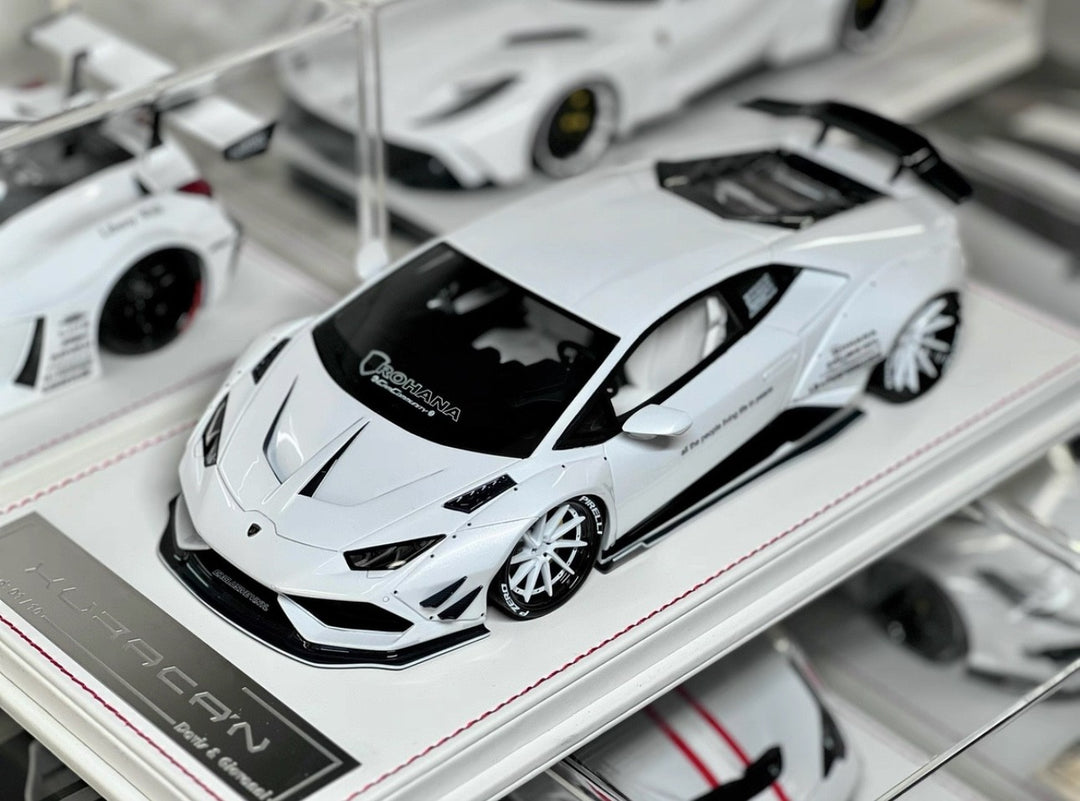 Lamborghini Huracan LBWK x Mansory (White) [Davis & Giovanni] 1/18 scale