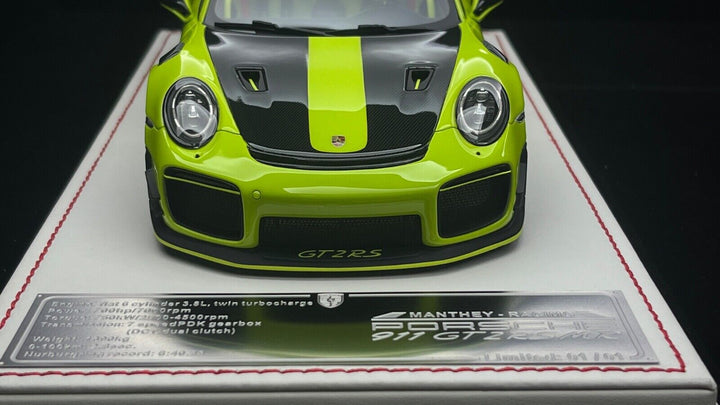 Porsche 911 GT2RS MR (Acid Green) [Davis & Giovanni] 1/18 scale - 1 OF 1