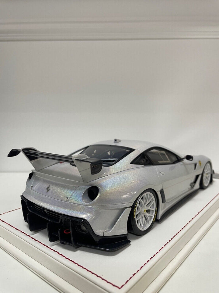 Ferrari 599XX EVO (Fantasy White) [Davis & Giovanni] 1/18 scale
