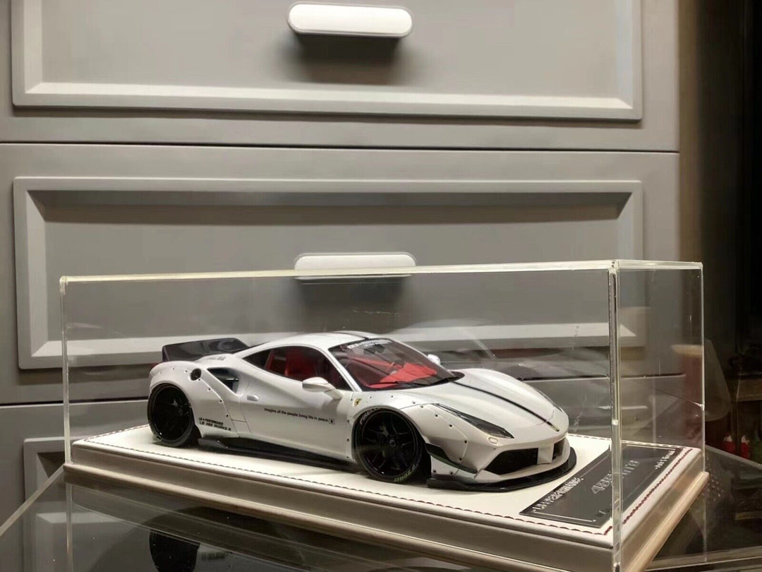 Ferrari 488 GTB LBWK (White/ Black Stripe) [Davis & Giovanni] 1/18 scale