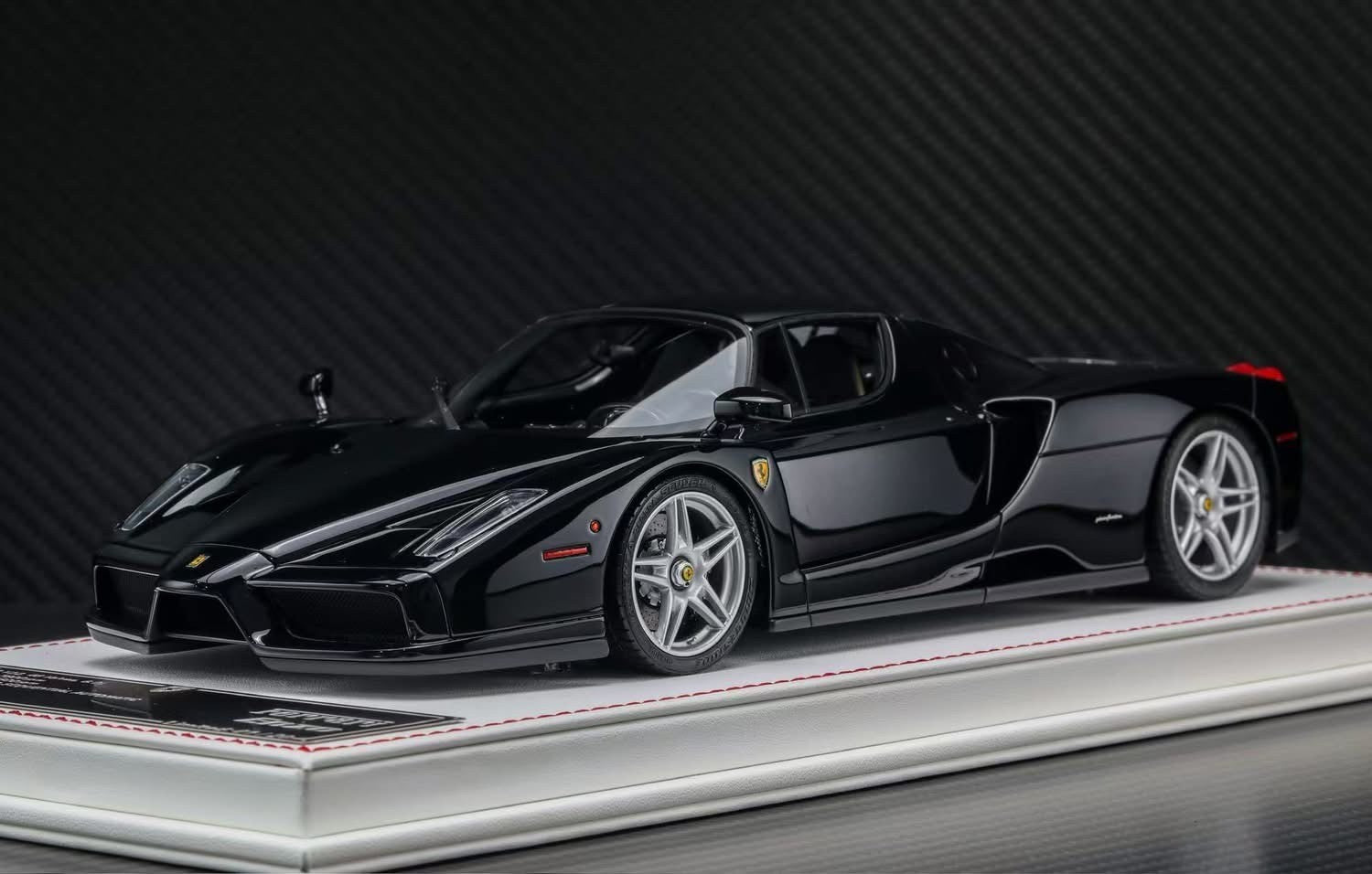 Ferrari Enzo (Black) [Davis & Giovanni] 1/18 scale