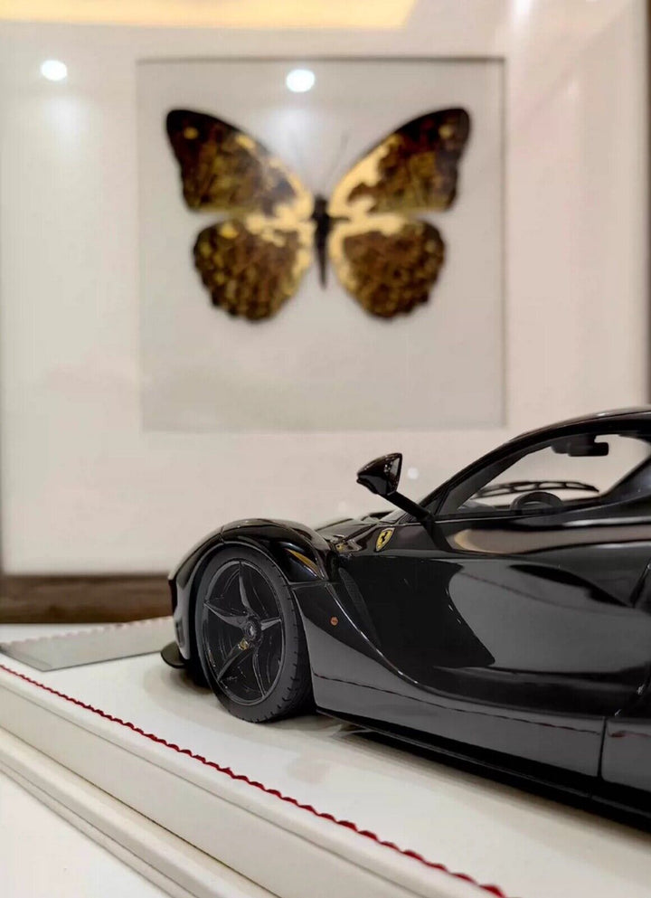Ferrari LaFerrari (Gloss Black) [Davis & Giovanni] 1:18 scale