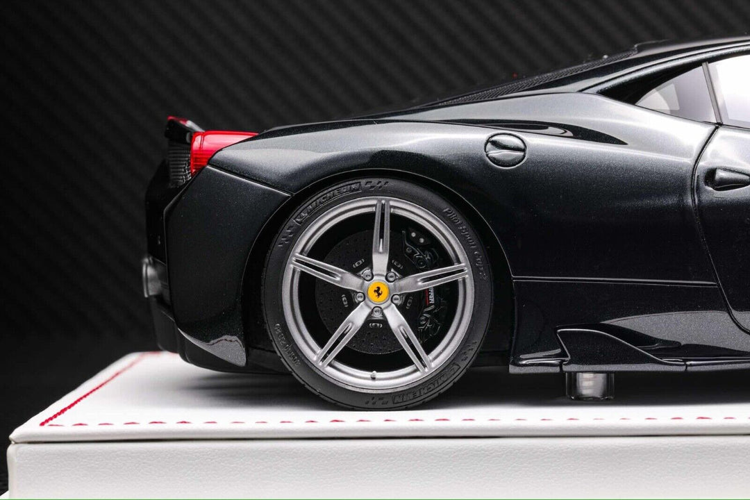 Ferrari 458 Speciale (Black/ White Stripe) [Davis & Giovanni] 1/18 scale