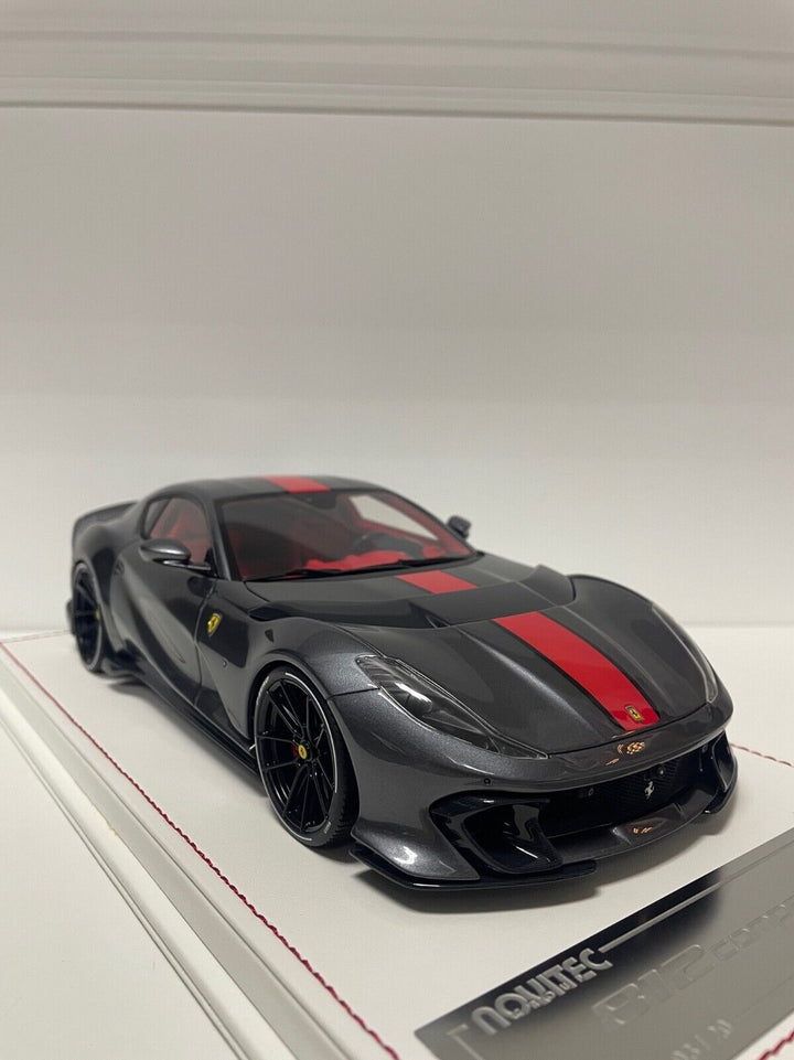 Ferrari 812 Competizione NOVITEC (Silver) [Davis & Giovanni] 1/18 scale