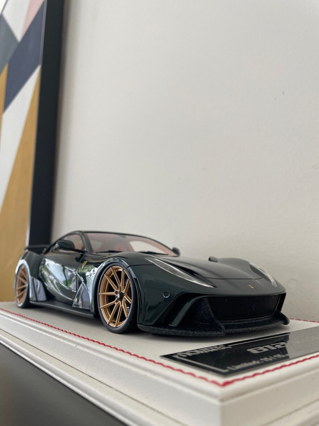Ferrari 812 N-LARGO NOVITEC (Metallic Dark Green) [Davis & Giovanni] 1/18 scale