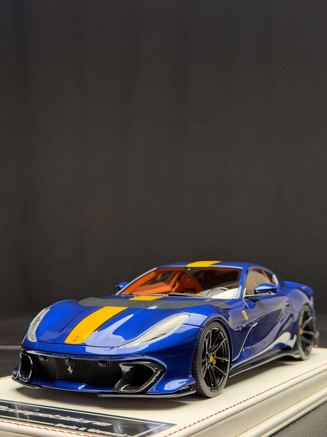 Ferrari 812 Competizione NOVITEC (Metallic Blue) [Davis & Giovanni] 1:18 scale