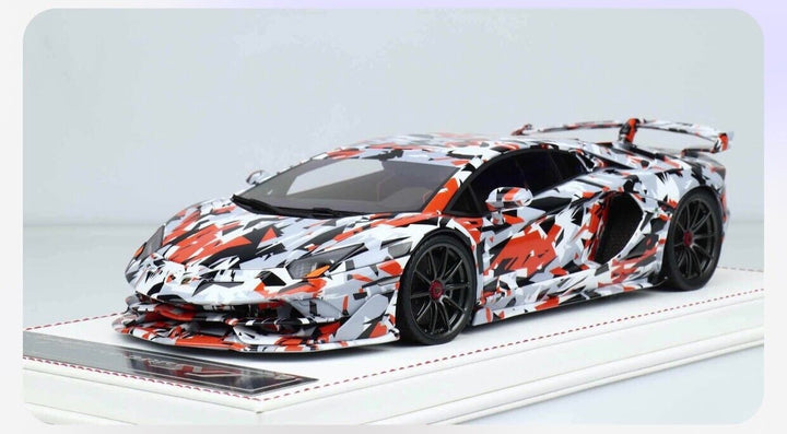Lamborghini Aventador SVJ (Abstract Camo) [Davis & Giovanni] 1:18 scale