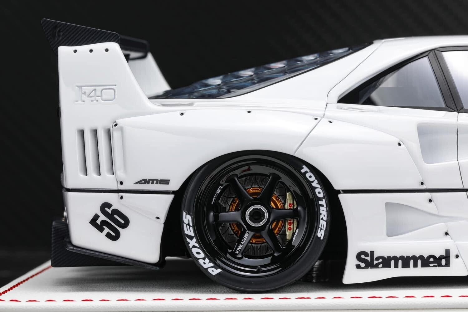 Ferrari F40 Liberty Walk (White) [Davis & Giovanni] 1/18 scale
