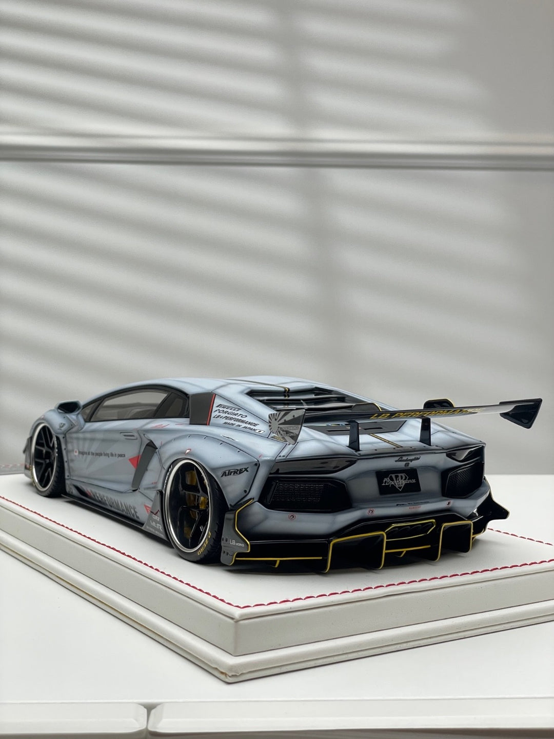 Lamborghini Aventador 2.0 LBWK (Zero Fighter) [Davis & Giovanni] 1:18 scale