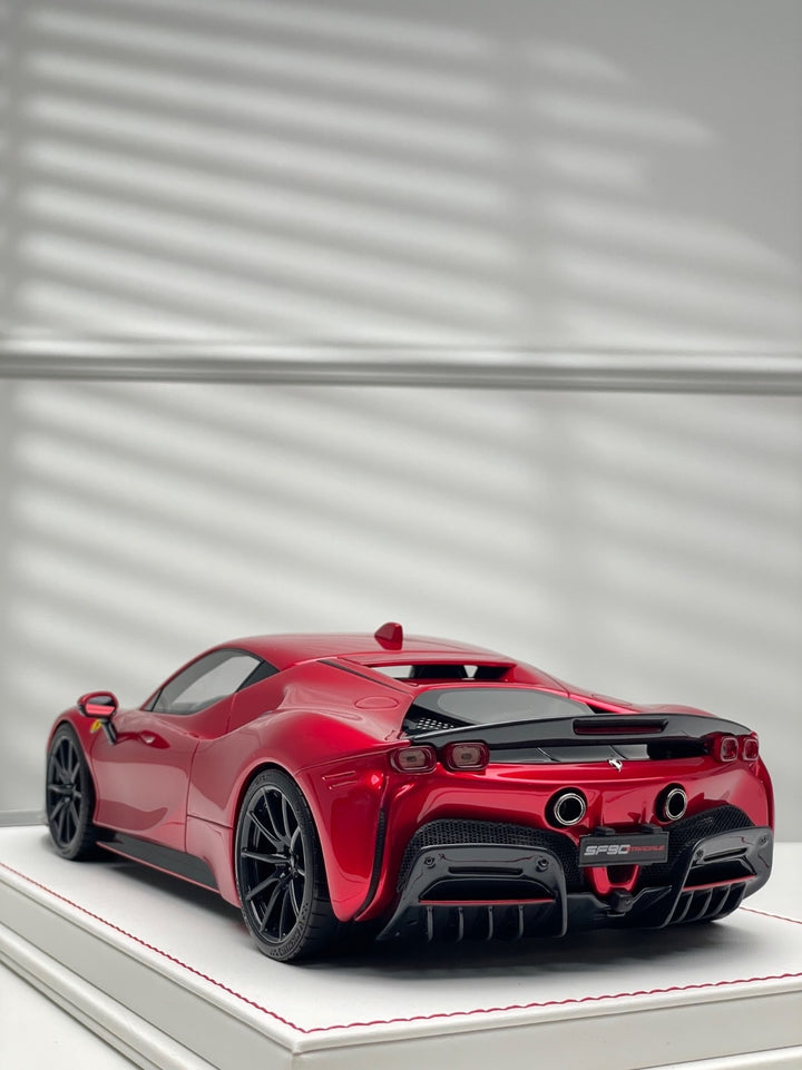 Ferrari SF90 Stradale (Candy Red) [Davis & Giovanni] 1/18 scale