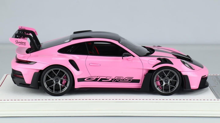 Porsche 911 GT3RS (Gloss Pink) [Davis & Giovanni] 1/18 scale