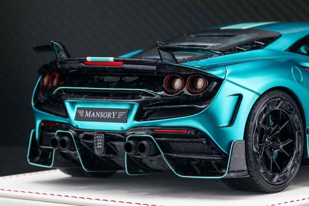Ferrari F8XX Mansory (Gray/ Blue Fade) [Davis & Giovanni] 1:18 scale