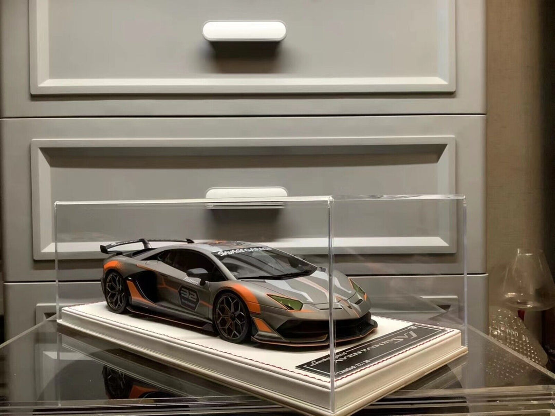 Lamborghini Aventador SVJ (Gray/ Savage Garage) [Davis & Giovanni] 1/18 scale