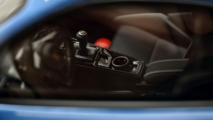 Porsche 911 GT3RS (Metallic Blue) [Davis & Giovanni] 1/18 scale