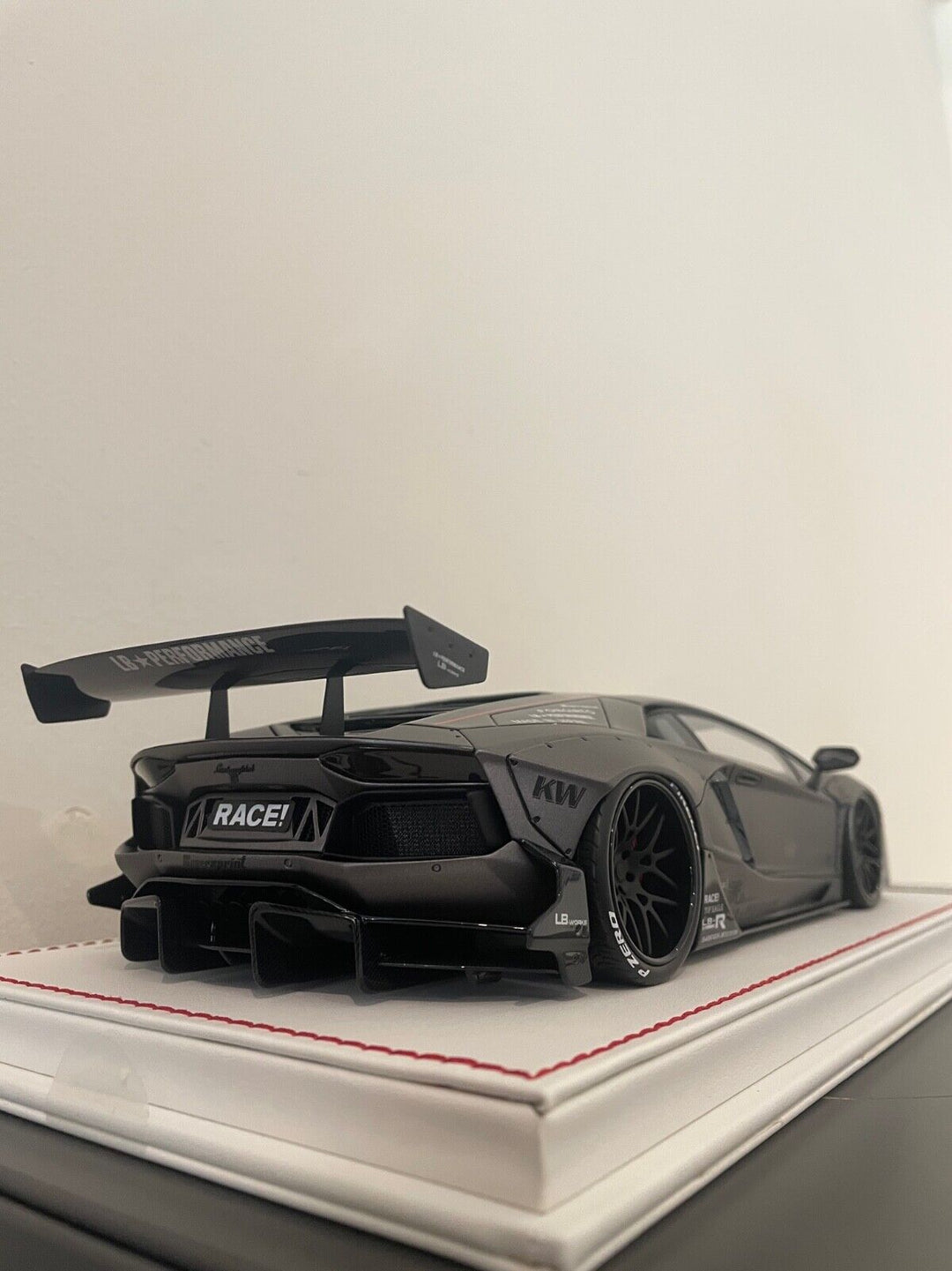 Lamborghini Aventador 2.0 LBWK (Matt Dark Gray) [Davis & Giovanni] 1/18 scale
