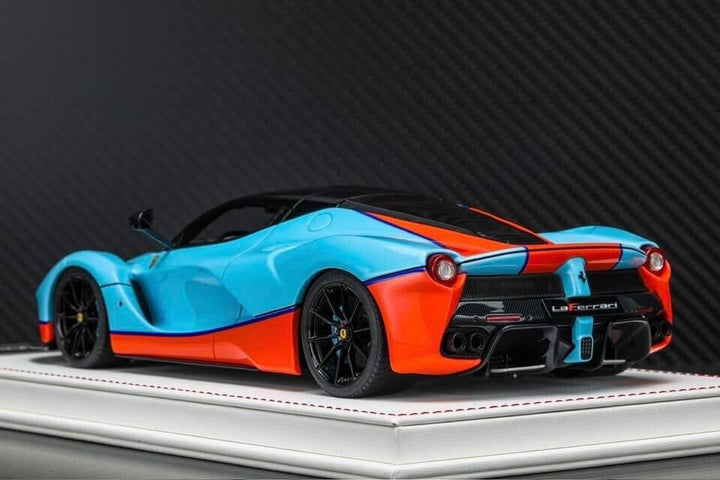 Ferrari LaFerrari (Gulf Livery) [Davis & Giovanni] 1:18 scale