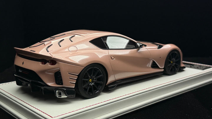 Ferrari 812 Competizione (Rose Gold) [Davis & Giovanni] 1:18 1 OF 1