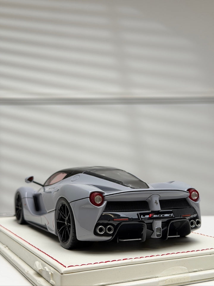 Ferrari LaFerrari (Gray) [Davis & Giovanni] 1/18 scale