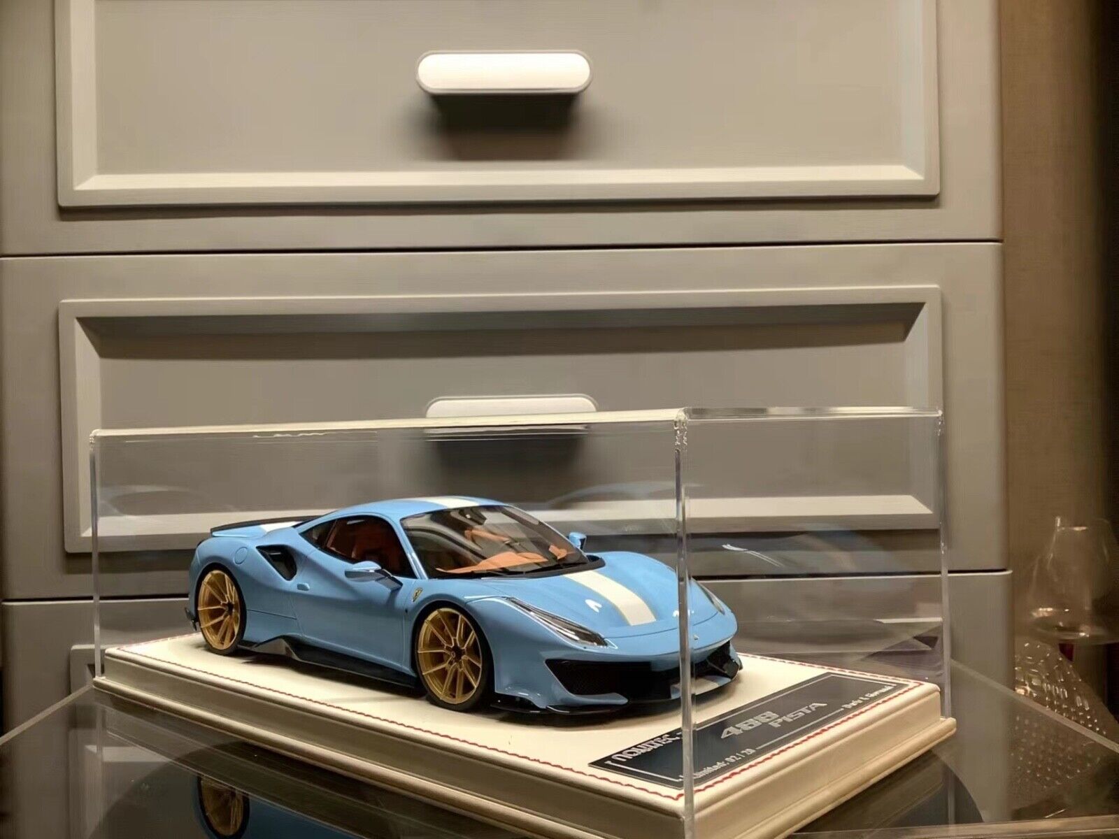 ミニカー Ferrari 488 Pista by Novitec Amazon | 希少品 IVY 1/18 Novitec Ferrari 488 Pista Azzuro La