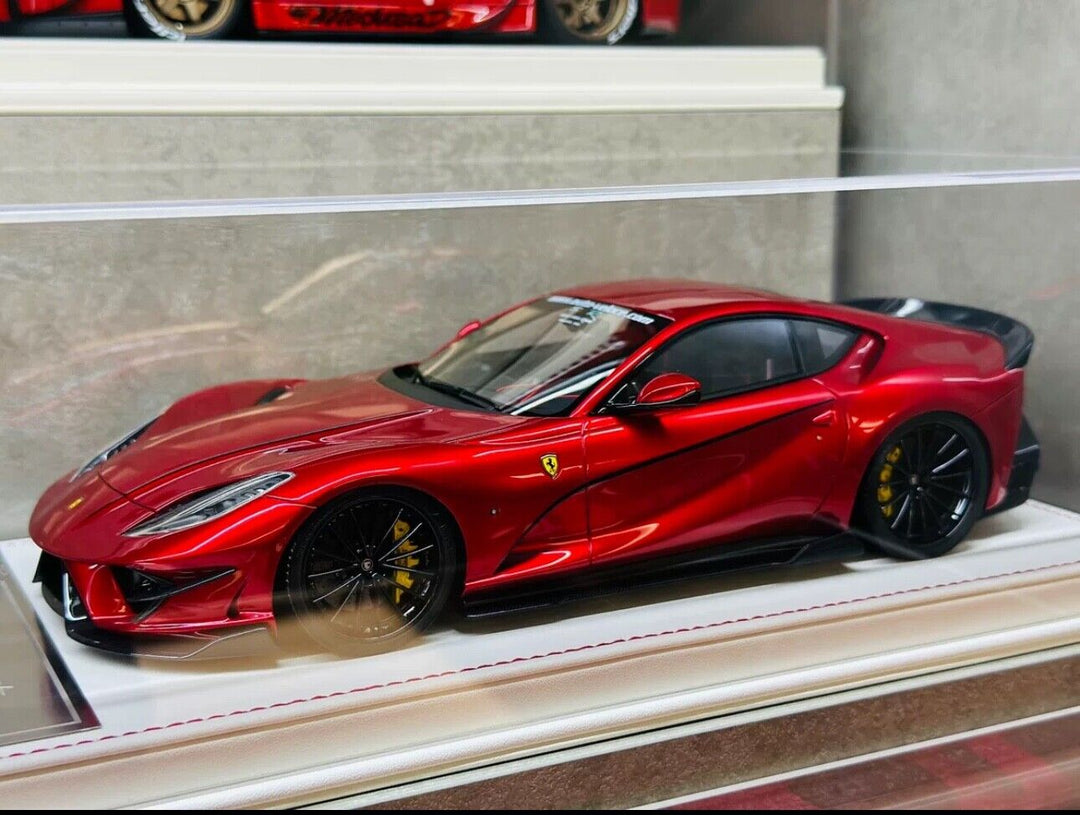 Ferrari 812 Superfast SVR (Candy Red) [Davis & Giovanni] 1/18 scale