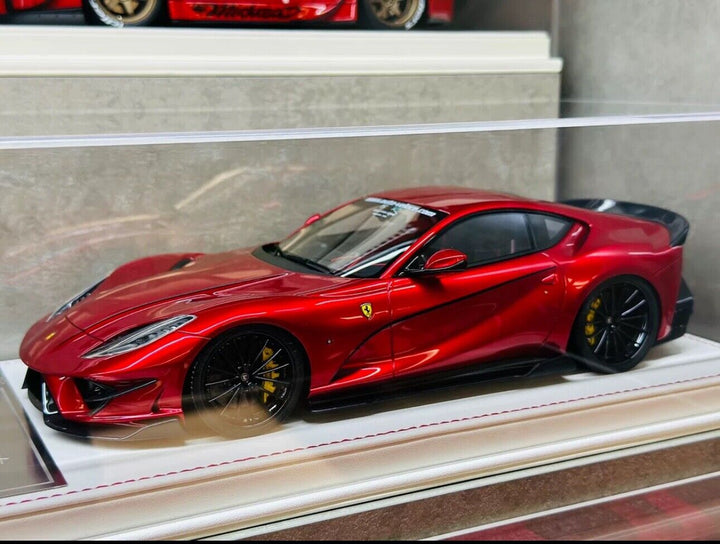 Ferrari 812 Superfast SVR (Candy Red) [Davis & Giovanni] 1/18 scale