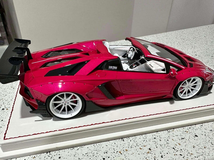 Lamborghini Aventador Roadster LBWK (Stradman) [Davis & Giovanni] 1/18 scale
