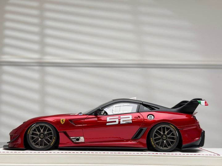 Ferrari 599XX EVO (Metallic Red/ Italy Stripe) [Davis & Giovanni] 1/18 scale