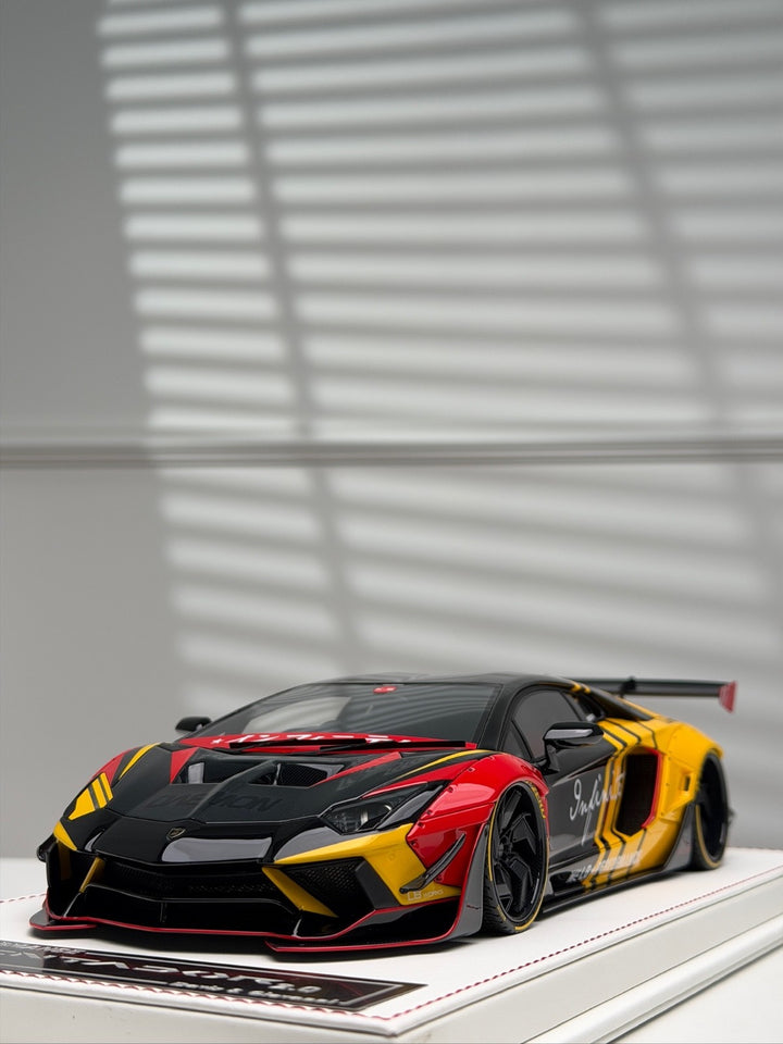 Lamborghini Aventador 2.0 LBWK (Infinite) [Davis & Giovanni] 1/18 scale