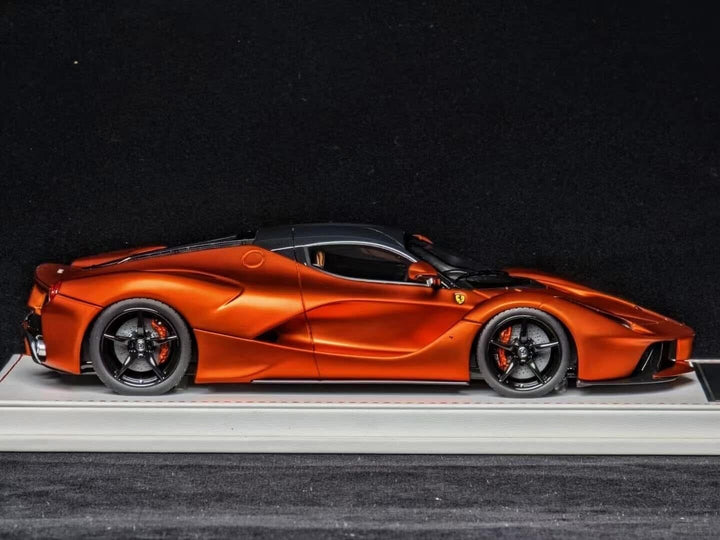 Ferrari LaFerrari (Matt Chrome Orange/ Carbon) [Davis & Giovanni] 1/18 scale
