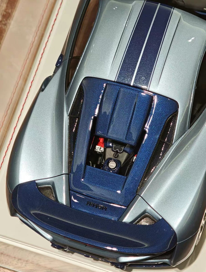Ferrari F8 Tributo N-LARGO NOVITEC (Ice Blue) [Davis & Giovanni] 1:18 scale