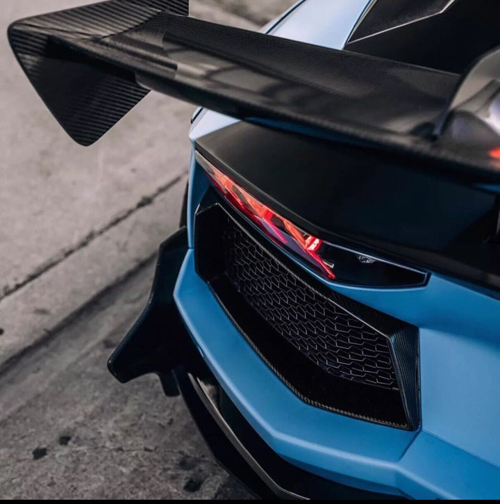 Lamborghini Aventador SV LBWK (Chris Brown) [Davis & Giovanni] 1:18 scale