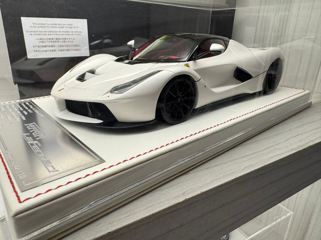Ferrari LaFerrari (Matte White) [Davis & Giovanni] 1:18 scale