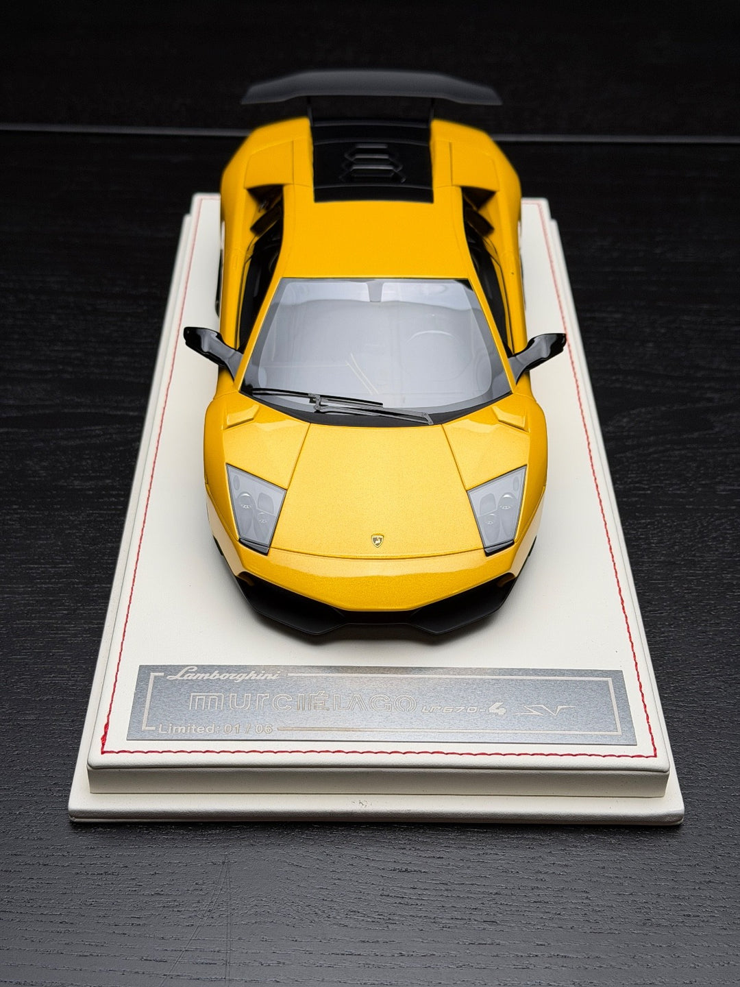 Lamborghini Murcielago LP670-4 SV (Yellow) [Davis & Giovanni] 1/18 scale