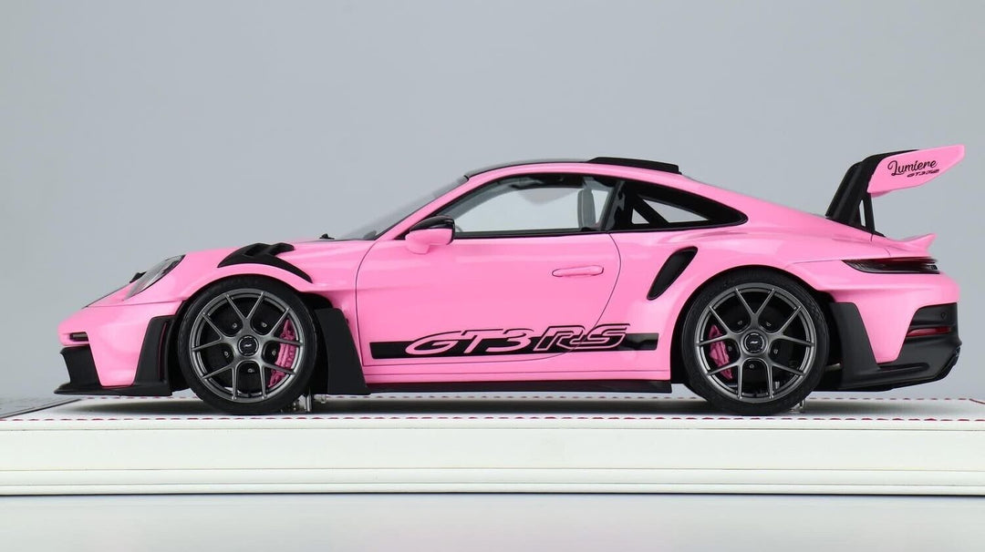 Porsche 911 GT3RS (Gloss Pink) [Davis & Giovanni] 1/18 scale