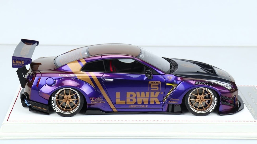 Nissan R35 GTR Type 2 LBWK (Chameleon Purple) [Davis & Giovanni] 1/18 scale