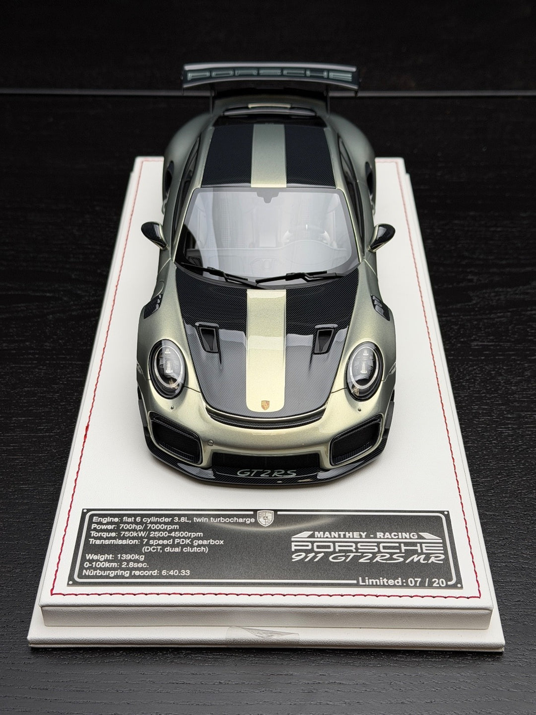 Porsche 911 GT2 RS MR (Urban Bamboo) [Davis & Giovanni] 1:18 scale