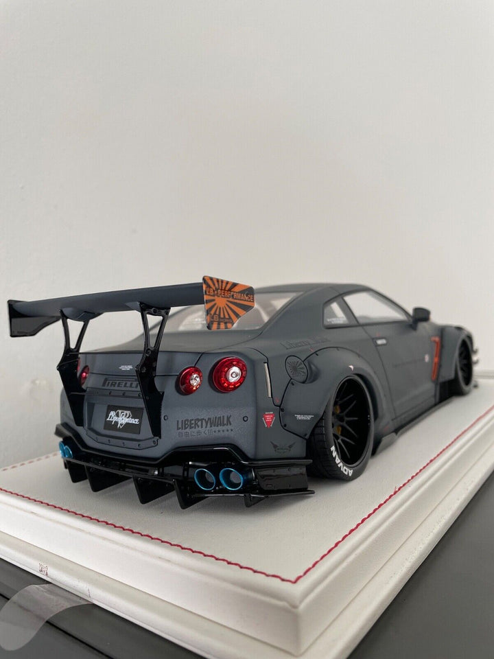 Nissan GT-R Type 2 LBWK (Matt Gray, Zero Fighter)[Davis & Giovanni] 1/18 scale
