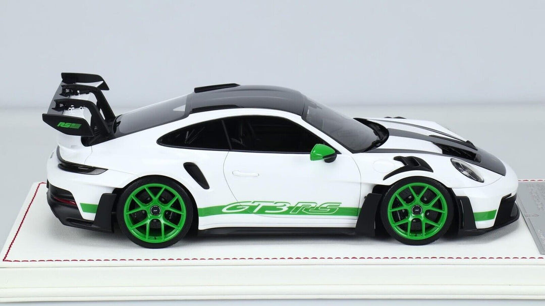 Porsche 911 GT3RS (White/ Green) [Davis & Giovanni] 1:18 scale