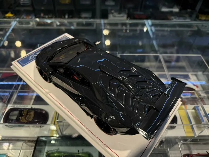 Lamborghini Aventador SVJ LBWK (Gloss Carbon Fibre)[Davis & Giovanni] 1/18 scale