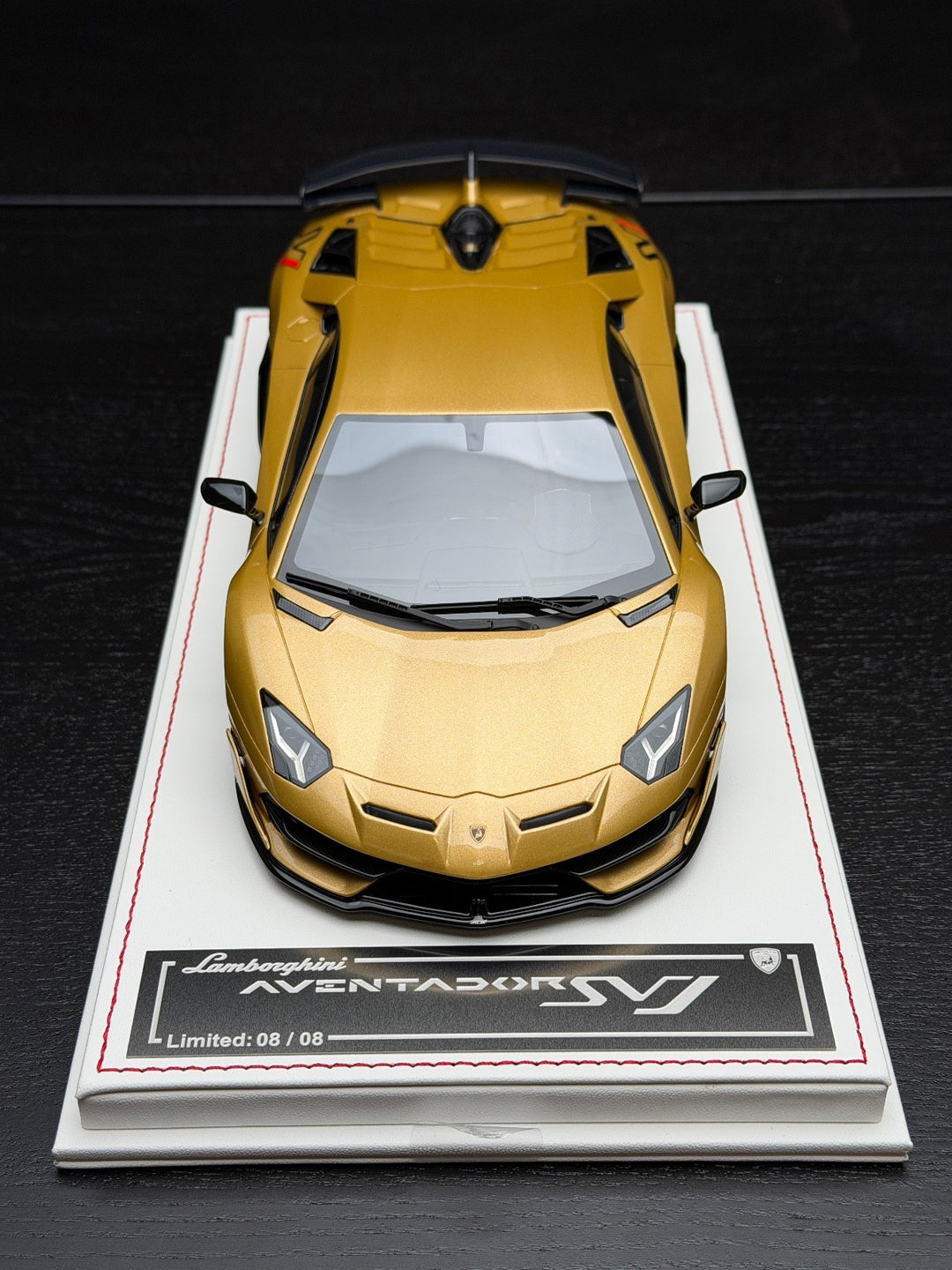 Lamborghini Aventador SVJ (Gold) [Davis & Giovanni] 1:18 scale
