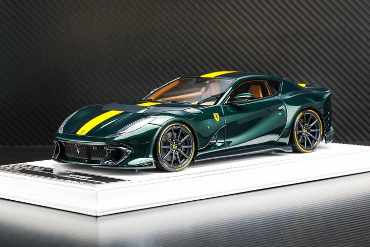 Ferrari 812 Competizione (Metallic Green/yellow ) [Davis & Giovanni] 1:18 scale