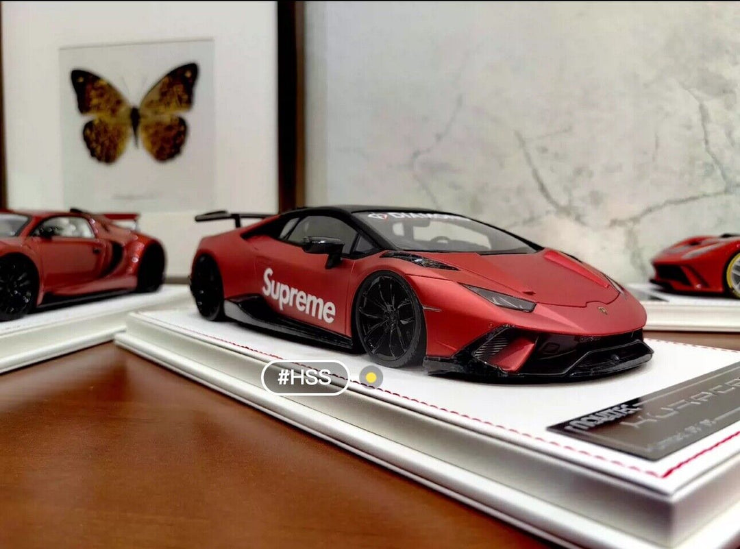 Lamborghini Huracan Performante NOVITEC (Supreme) [Davis & Giovanni] 1/18 scale
