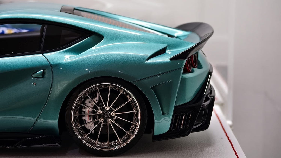 Ferrari 812 Superfast SVR (Metallic Light Blue) [Davis & Giovanni] 1:18 scale