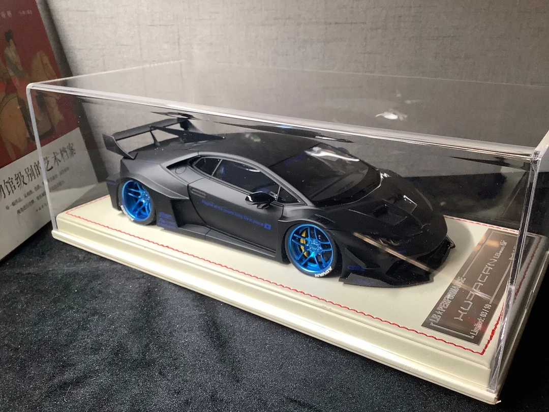 Lamborghini Huracan GT LBWK (Matt Black) [Davis & Giovanni] 1/18 scale