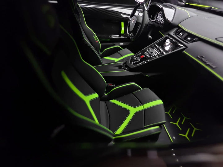 Lamborghini Aventador SVJ (AW Green) [Davis & Giovanni] 1/18 scale