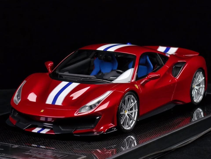 Ferrari 488 Pista (Rosso Magma, Blue/ White Stripe)[Davis & Giovanni] 1:12 scale