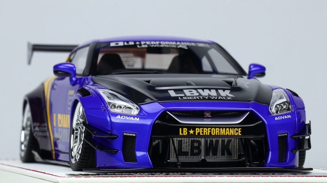 Nissan GTR R-35 Type 2 LBWK (Gloss Blue/ Purple) [Davis & Giovanni] 1/18 scale